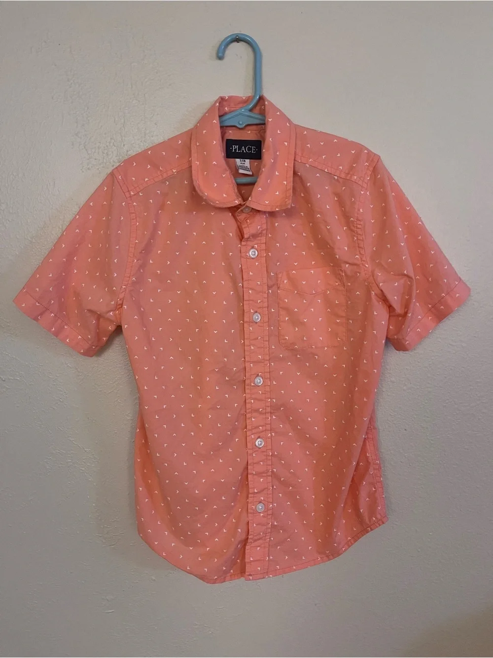 Boys Children's Place short-sleeve poplin button-up shirt in peachy orange 7/8
